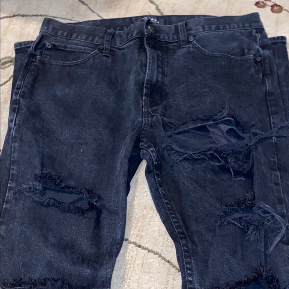 Black skinny jeans